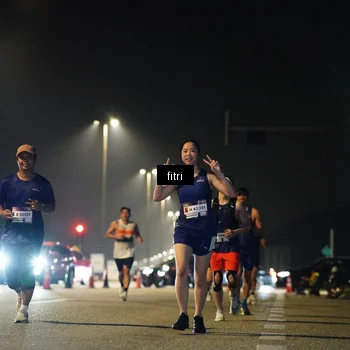 Runner Photo 7353812