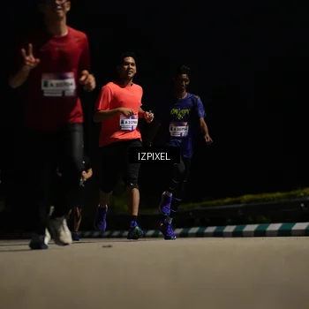 Runner Photo 7353824