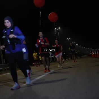 Runner Photo 7353946