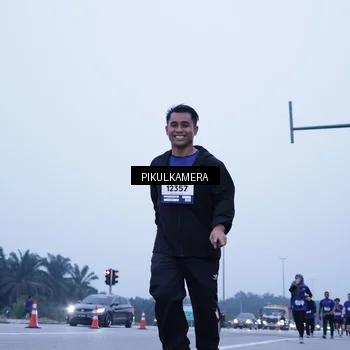 Runner Photo 7353963
