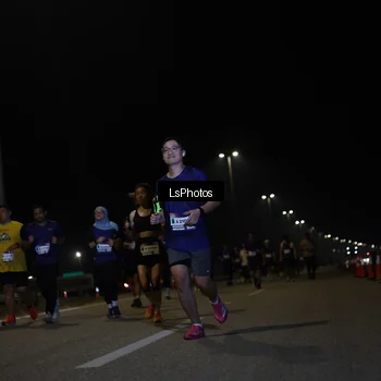 Runner Photo 7353979