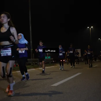 Runner Photo 7353996