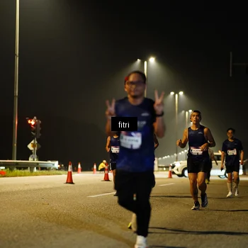 Runner Photo 7354037