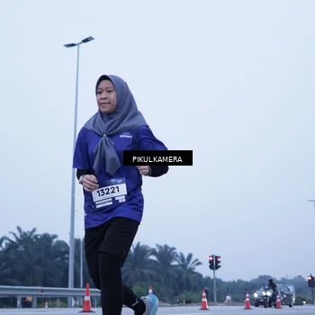 Runner Photo 7354045