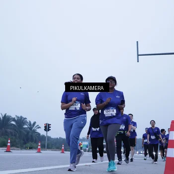 Runner Photo 7354048