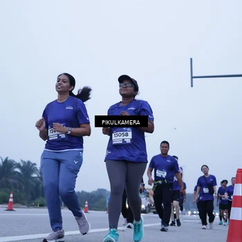 Runner Photo 7354067