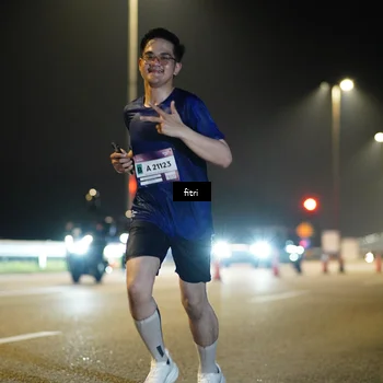 Runner Photo 7354110