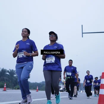 Runner Photo 7354117