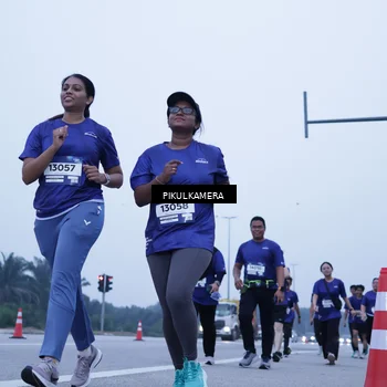 Runner Photo 7354129