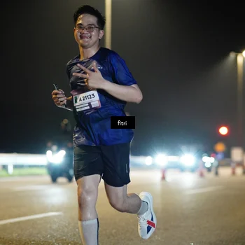 Runner Photo 7354141