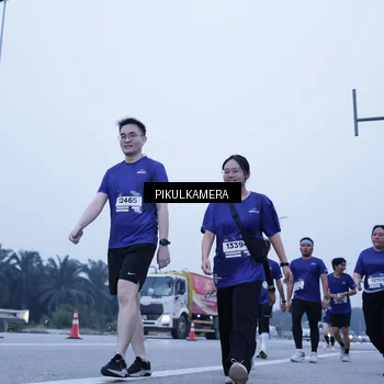 Runner Photo 7354151