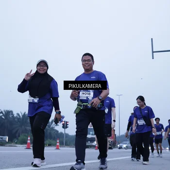 Runner Photo 7354162