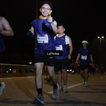 Runner Photo 7354164