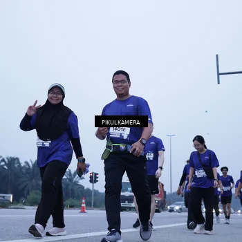 Runner Photo 7354178