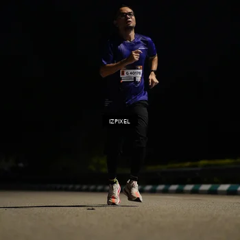 Runner Photo 7354189