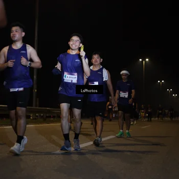 Runner Photo 7354192