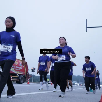 Runner Photo 7354244