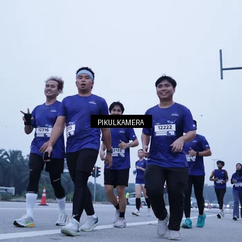 Runner Photo 7354269