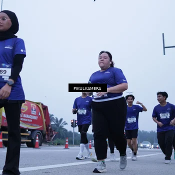Runner Photo 7354275