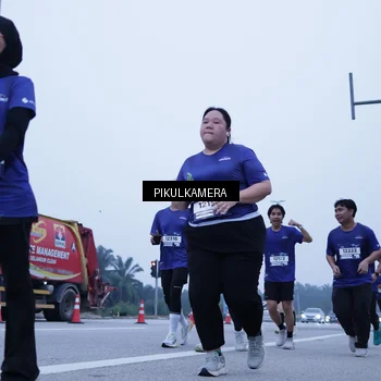 Runner Photo 7354279