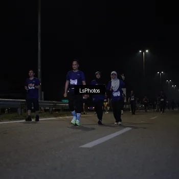 Runner Photo 7354280