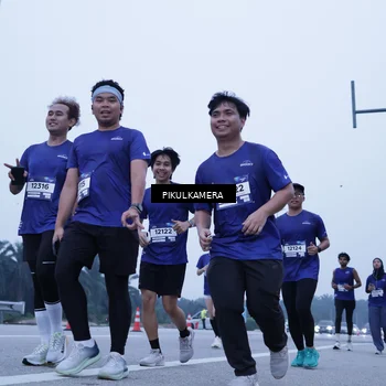 Runner Photo 7354290