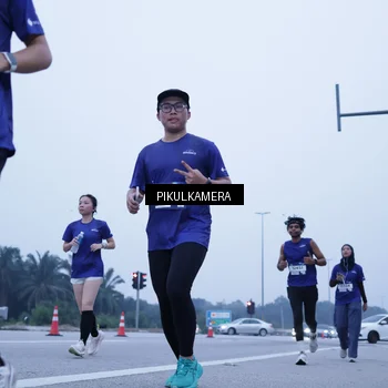 Runner Photo 7354331