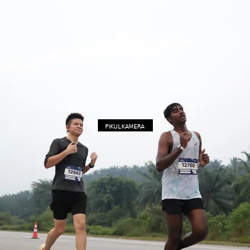 Runner Photo 7354360