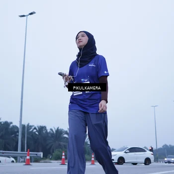 Runner Photo 7354368