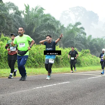 Runner Photo 7354409