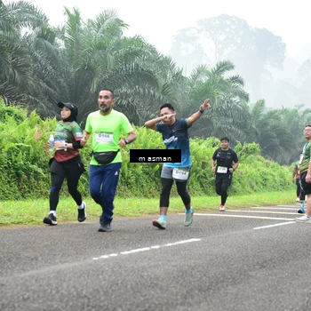Runner Photo 7354418