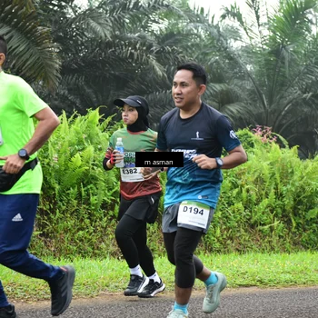 Runner Photo 7354425