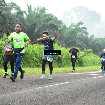 Runner Photo 7354426