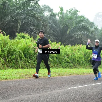 Runner Photo 7354429