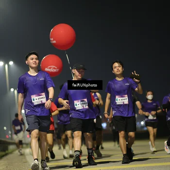 Runner Photo 7354471