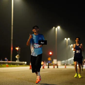 Runner Photo 7354485