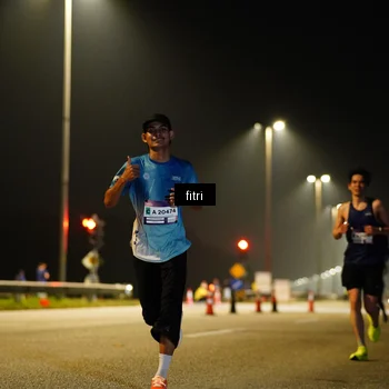Runner Photo 7354487