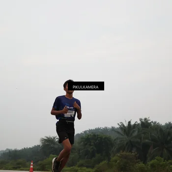 Runner Photo 7354518