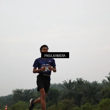 Runner Photo 7354538