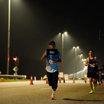 Runner Photo 7354540