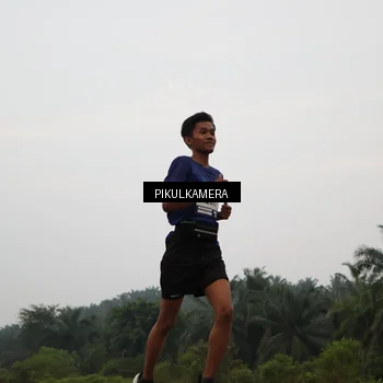 Runner Photo 7354554