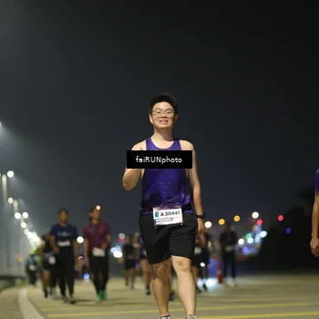 Runner Photo 7354557