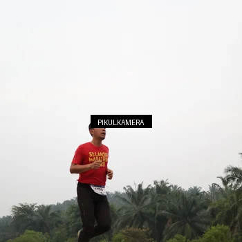 Runner Photo 7354612