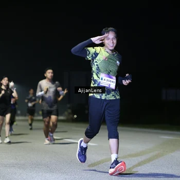 Runner Photo 7354630