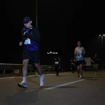 Runner Photo 7354650