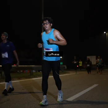 Runner Photo 7354663