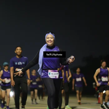 Runner Photo 7354674
