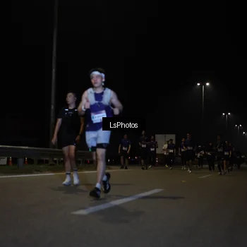 Runner Photo 7354703