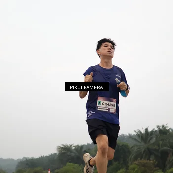 Runner Photo 7354724