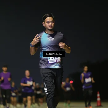 Runner Photo 7354771